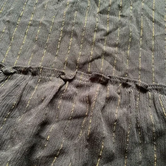 Black and Gold Cover-Up - Picture 2 of 7